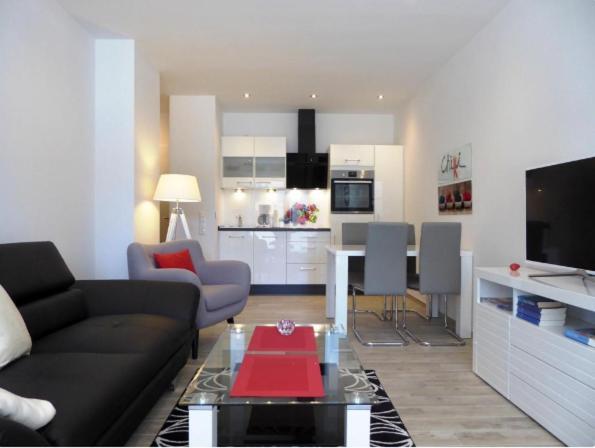 Erdgeschoss Wohnung Watt'N Meer Mit Garten In Dangast 바르엘 외부 사진