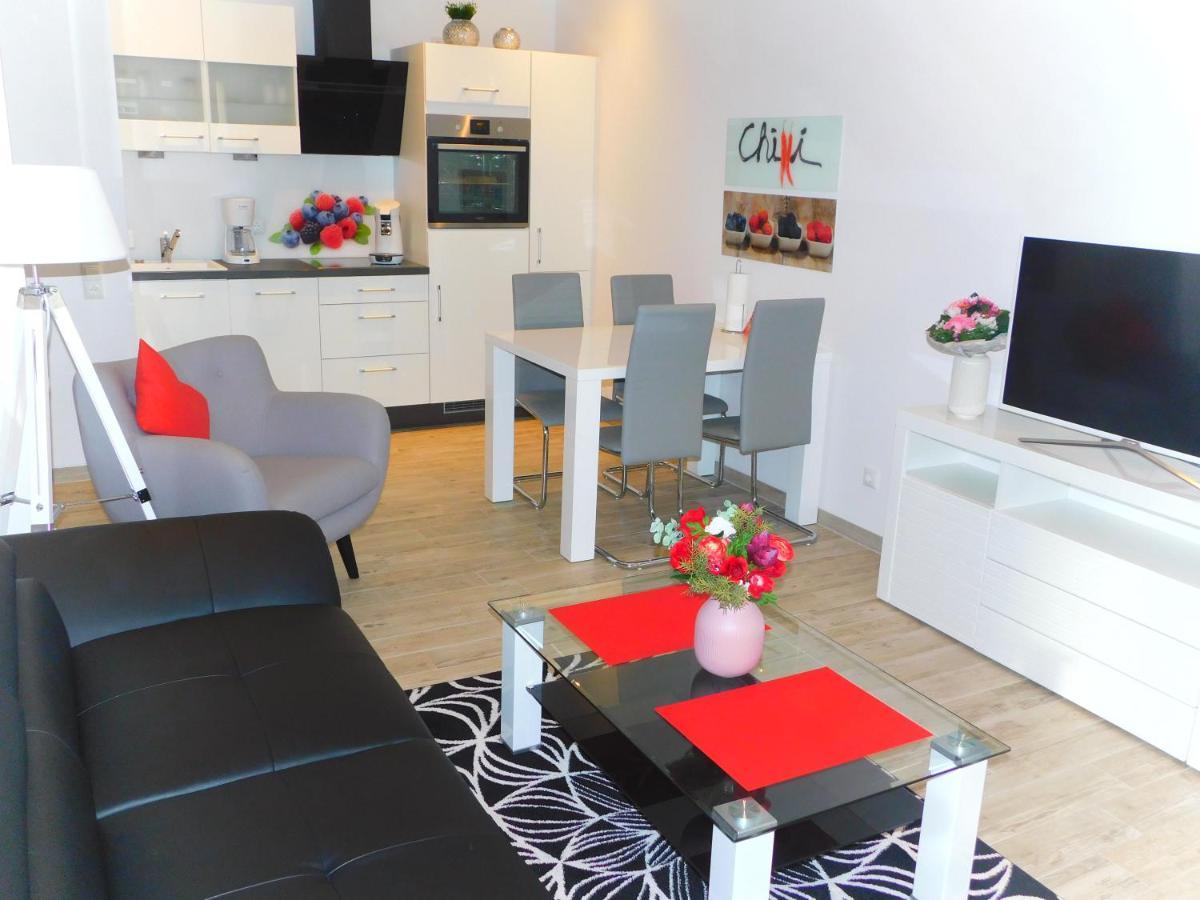 Erdgeschoss Wohnung Watt'N Meer Mit Garten In Dangast 바르엘 외부 사진